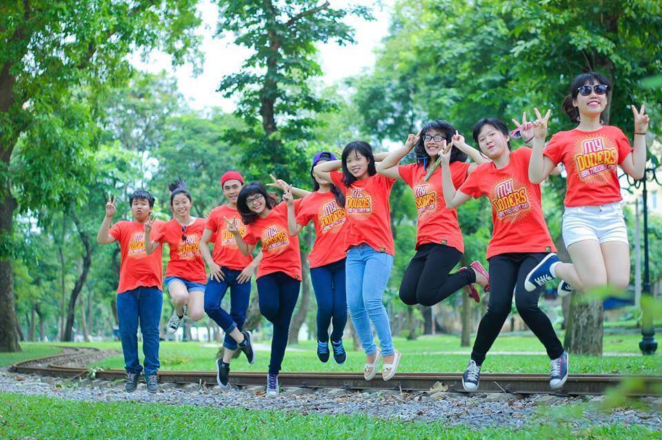 áo lớp màu gì đẹp nhất