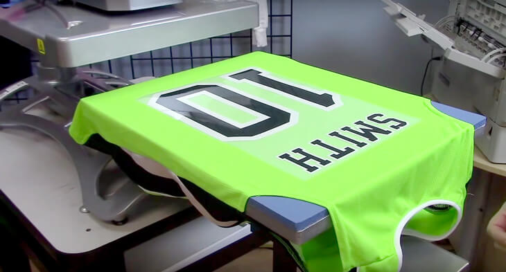 so sánh phương pháp in lụa và in nhiệt