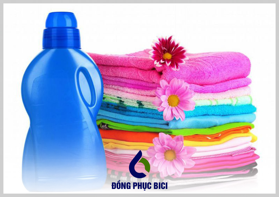 cách để quần áo không ra màu bằng chất tẩy chuyên dụng cách để quần áo không ra màu bằng chất tẩy chuyên dụng