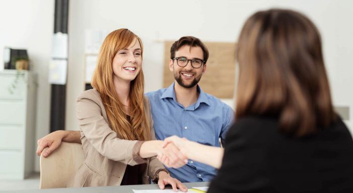 duy trì quan hệ thường xuyên với khách hàng duy trì quan hệ thường xuyên với khách hàng