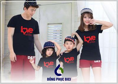 Mẫu Đồng Phục Gia Đình Màu Đen Cá Tính Và Hiện Đại