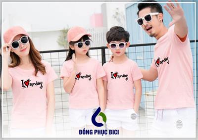 Mẫu Đồng Phục Gia Đình Màu Hồng Cổ Tròn Dễ Thương 